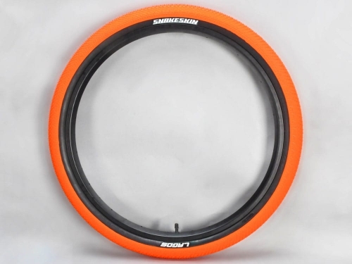 Opona 26 Snakeskin street tyre reifen MTB urban wheelie Orange Blackwall (2).jpg