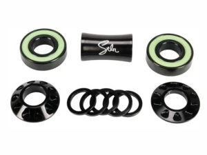 Stolen Revolver Tretlager Mid BB 22mm | Black