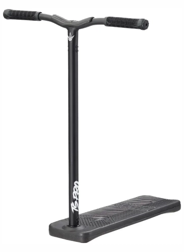 blunt-ts-pro-7-tramp-scoot-trampoline-trick-stunt-scooter-hulajnoga-wyczynowa-freestyle-kolobezka-black.webp