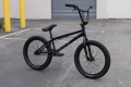 sunday-forecaster-park-bmx-20-rower-rad-fahrrad-kolo-bike-maca-perez-gloss-black (2).webp