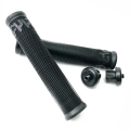 cult-crew-gripy-rączki-bmx-grips-griffe-hulajnogi-wyczynowej-stunt-scooter-black (1).webp