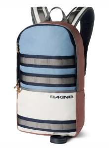 Dakine 96 Heli Street Rucksack 22L | Woods Cove