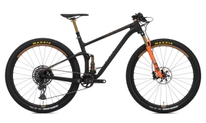 NS Bikes Synonym RC1 29" MTB Rad | Black