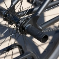 rower-wheelie-bike-fahrrad-se-bikes-blocks-flyer-26-matte-black (6).webp