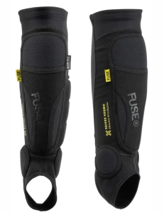 Fuse R Omega Pro Schienbein/Knöchel Schoner | Black