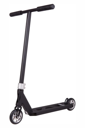 striker-essential-hulajnoga-wyczynowa-stunt-scooter-freestyle-kolobezka-black-silver (1).webp